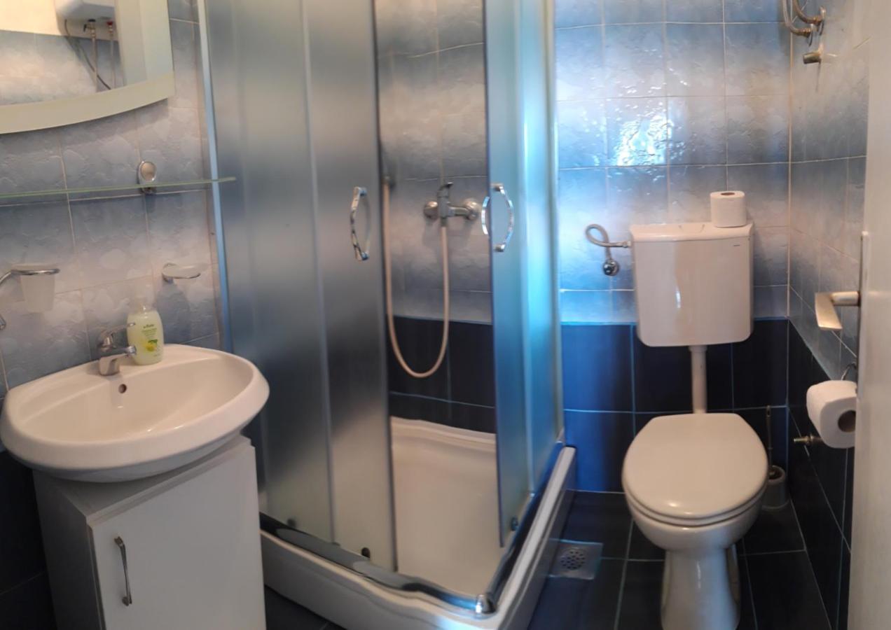 Apartment Gligora Мандре Экстерьер фото