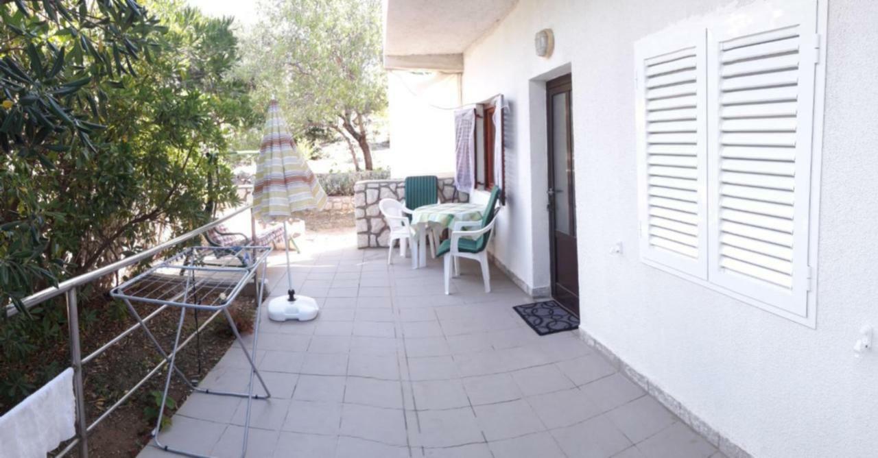 Apartment Gligora Мандре Экстерьер фото